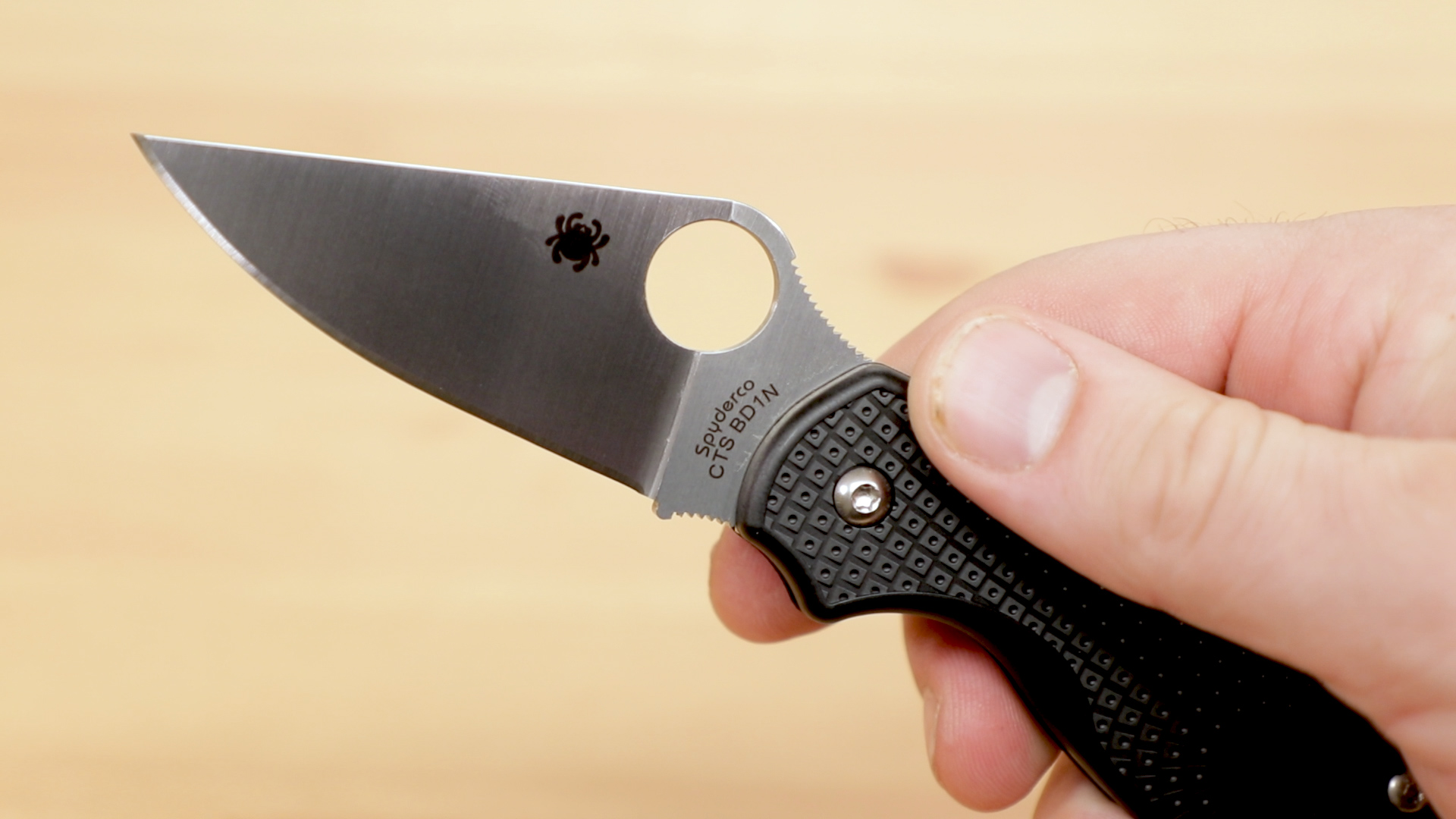 Spyderco Para 4 shown with the blade open
