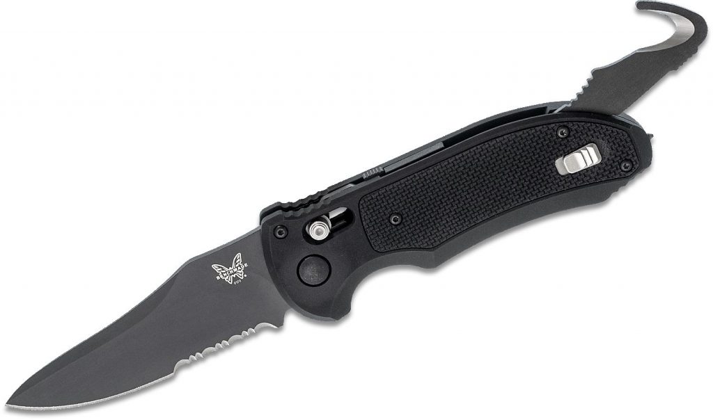 Benchmade Triage AXIS Automatic, Combo Edge blade, open on a white background