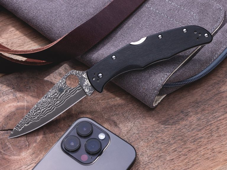Spyderco KC Exclusive Black Pakkawood Damascus Endura 4