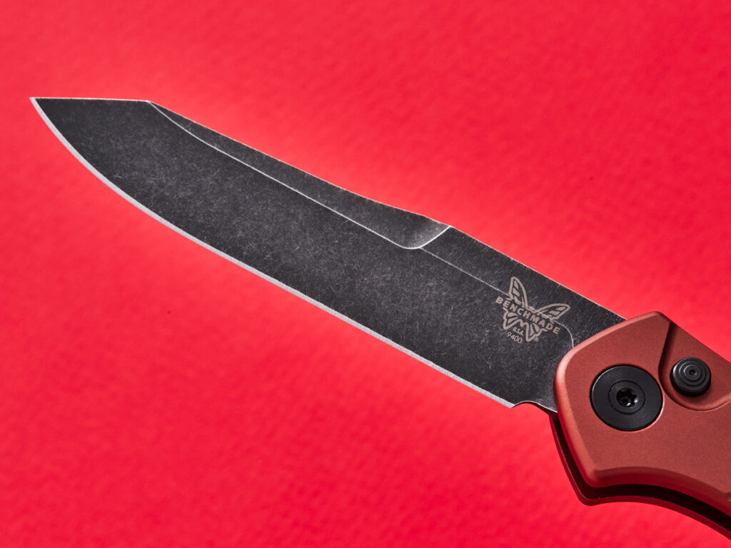Benchmade 9400 close up of reverse tanto blade shape