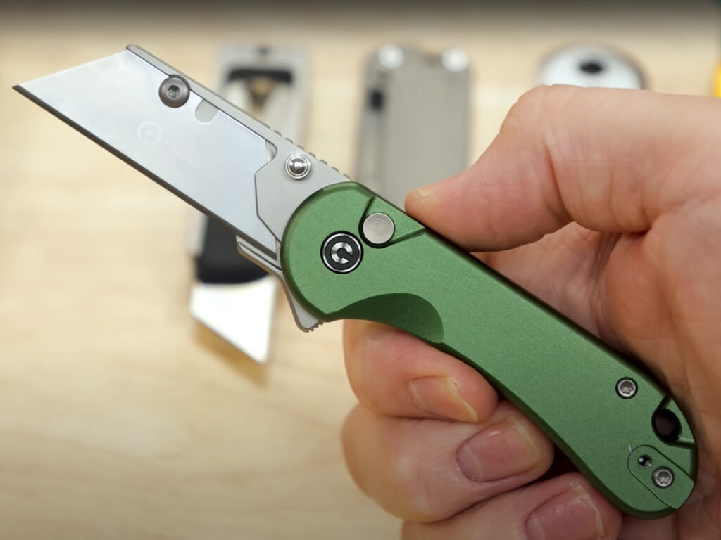 CIVIVI Elementum Utility knife displayed in hand
